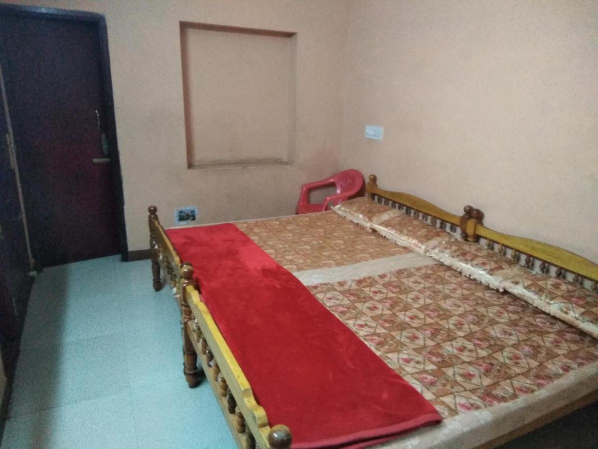 Maniis Homestay Vālpārai Exterior foto